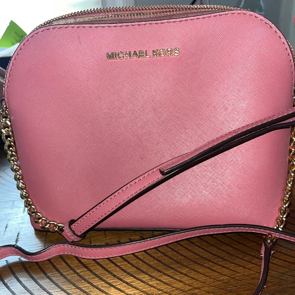 Michael Kors Cross body bag!